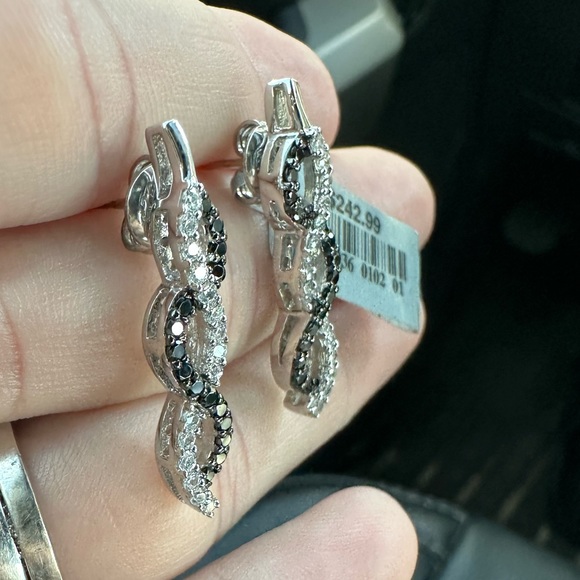 Nwt Earrings - Picture 5 of 6